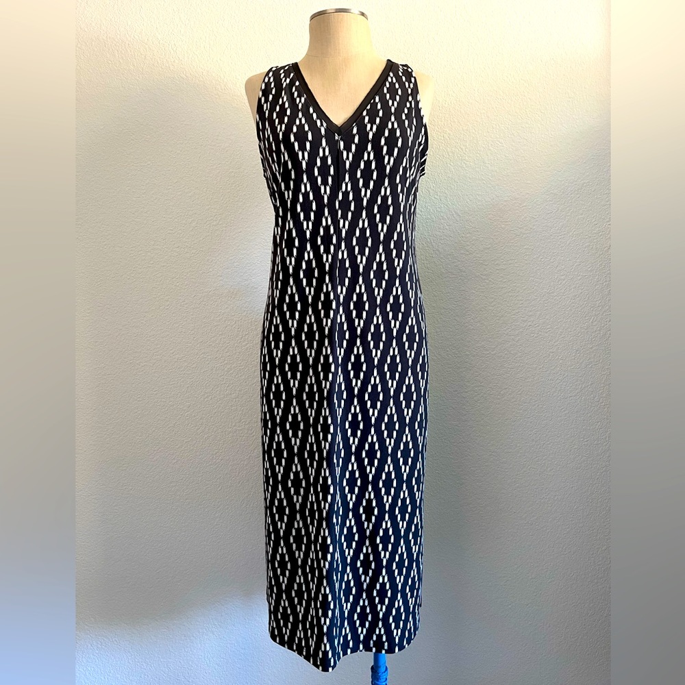 Banana Republic Sleeveless V-neck Slip-on Mid-calf Length Dress Size Medium